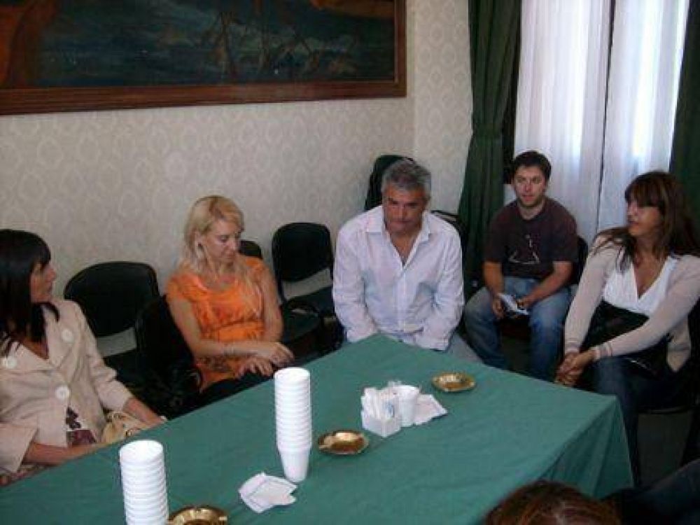 Respaldo de mujeres del PRO a Rosana Fern�ndez