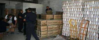 Venta de productos del Plan M�s Vida: siguen allanando dep�sito del detenido