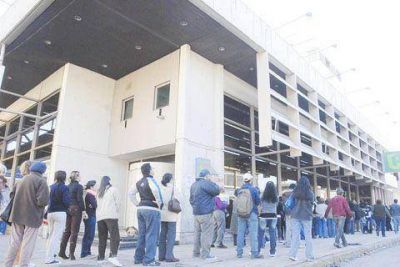 La insoportable tarea de realizar tr�mites en Luj�n