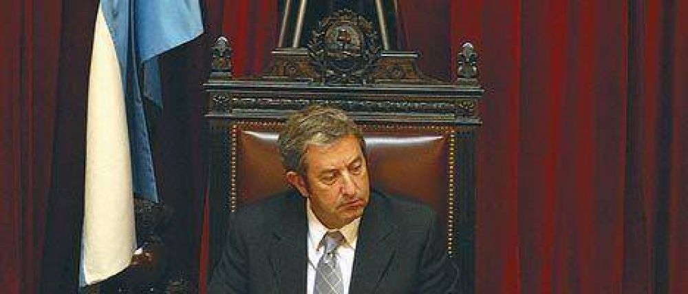 Cobos pone en marcha su proyecto presidencial con recorridas por el pa�s