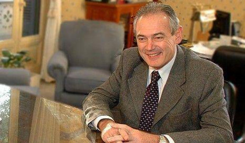 Para Benedetti, Urribarri deber�a apoyar la coparticipaci�n del cheque