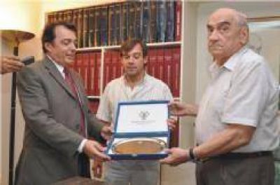 "LV11 est� arraigada en los santiague�os"