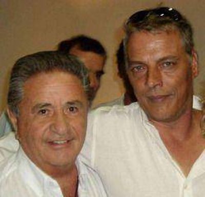 En el acto de lanzamiento de su candidatura presidencial: Marcelo Meglio estuvo reunido con Eduardo Duhalde
