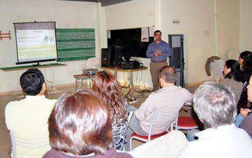 Con talleres vecinales, inician la ejecuci�n del Promeba en Caleta