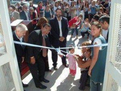 En Villa Jard�n San Fernando abri� la quinta guarder�a municipal: padres trabajando, ni�os cuidados