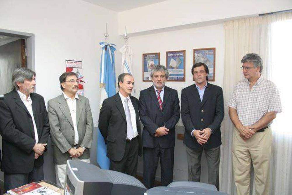 Reinauguraron las oficinas de la Comisi�n Nacional de Comunicaciones   