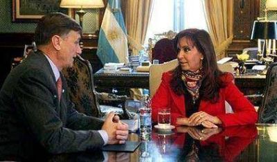 Cristina Kirchner convoc� a Binner