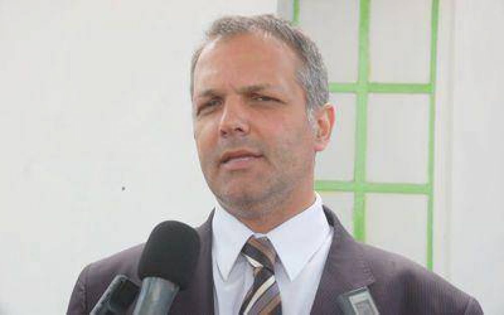 Buzzi pide a la poblaci�n que no se deje estafar al comprar lotes