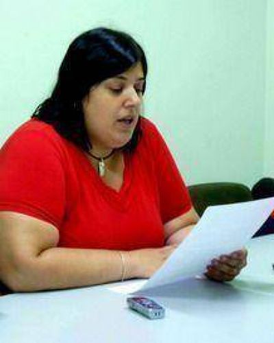 Ante el paro del personal auxiliar: Consejeros escolares de Primero Campana reclamaron la entrega de viandas