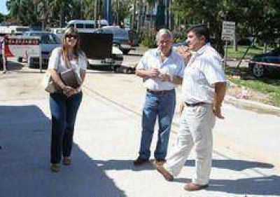 Obras para la ciudad: Concejales del Frente para la Victoria recorrieron obras de bacheo en la ciudad