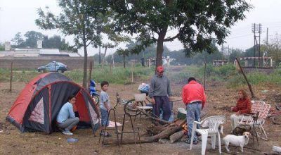   Tensi�n en dos barrios por la ocupaci�n de terrenos