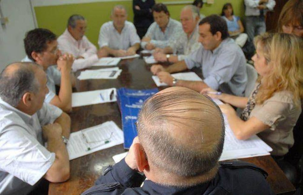 Qued� descartada la sanci�n de emergencia educativa y se crea una nueva Comisi�n
