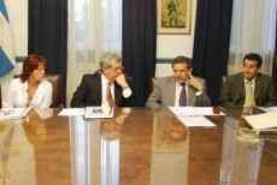 La Naci�n comprometi� apoyo para paliar la sequia en La Rioja