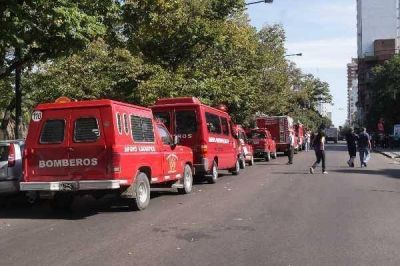 Bomberos voluntarios se movilizaron a Gobernaci�n