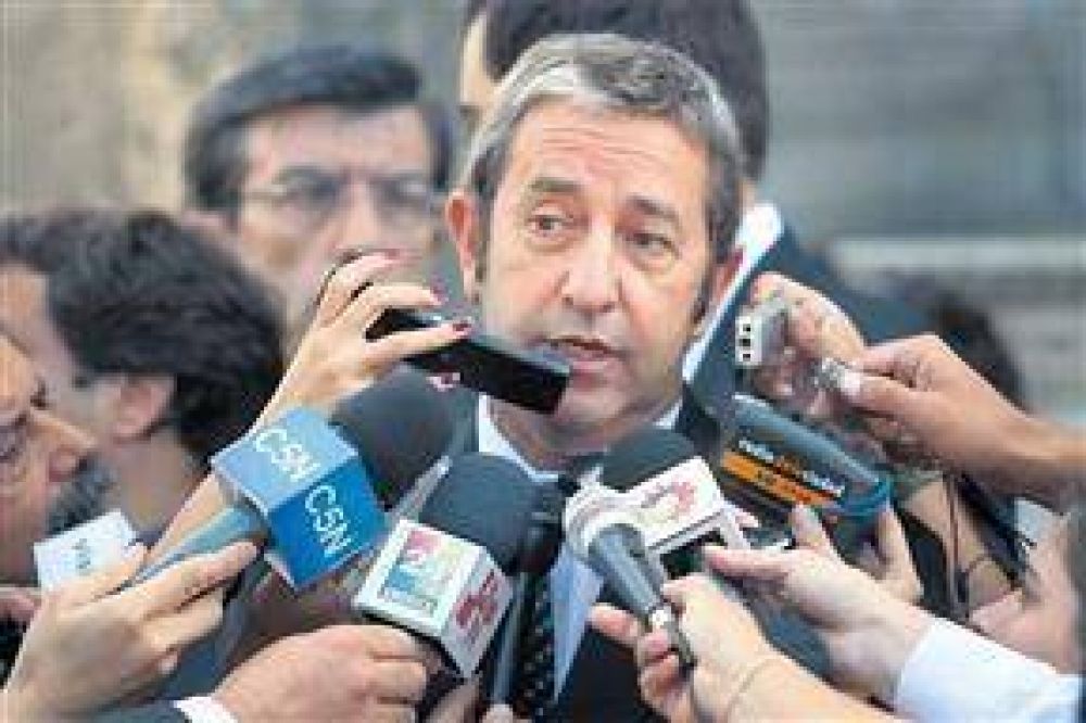 Cobos: "La inflaci�n es un problema y no se puede negar"