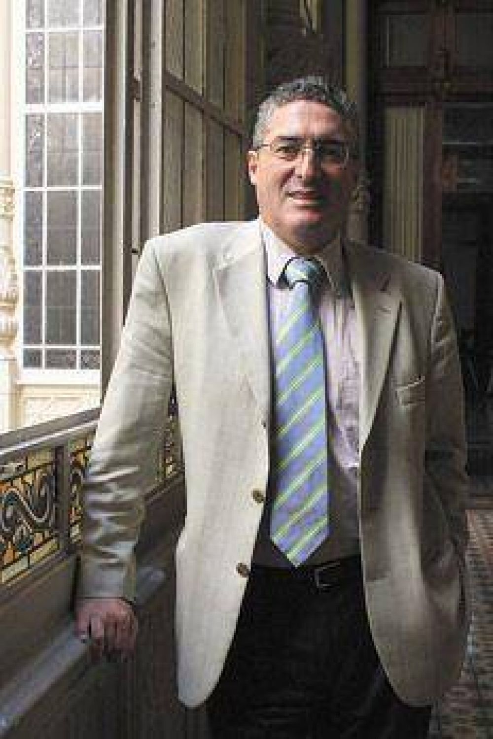 "Pi�era act�a en soledad"
