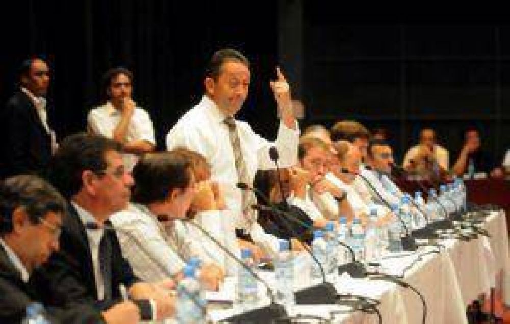 Jaque llama a mega reuni�n de gabinete