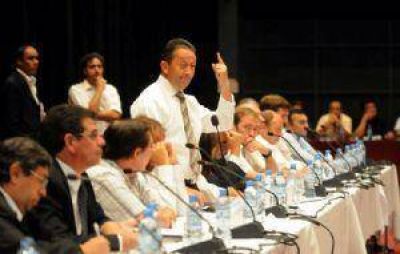 Jaque llama a mega reuni�n de gabinete