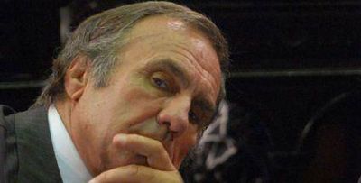 Reuni�n entre De Narv�ez y Das Neves provoc� mal humor cerca de Reutemann