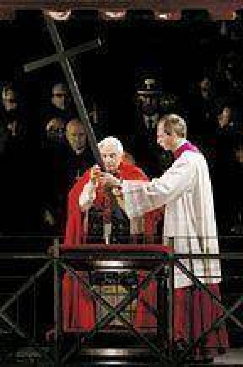 El Vaticano compara las cr�ticas a Benedicto XVI con el antisemitismo