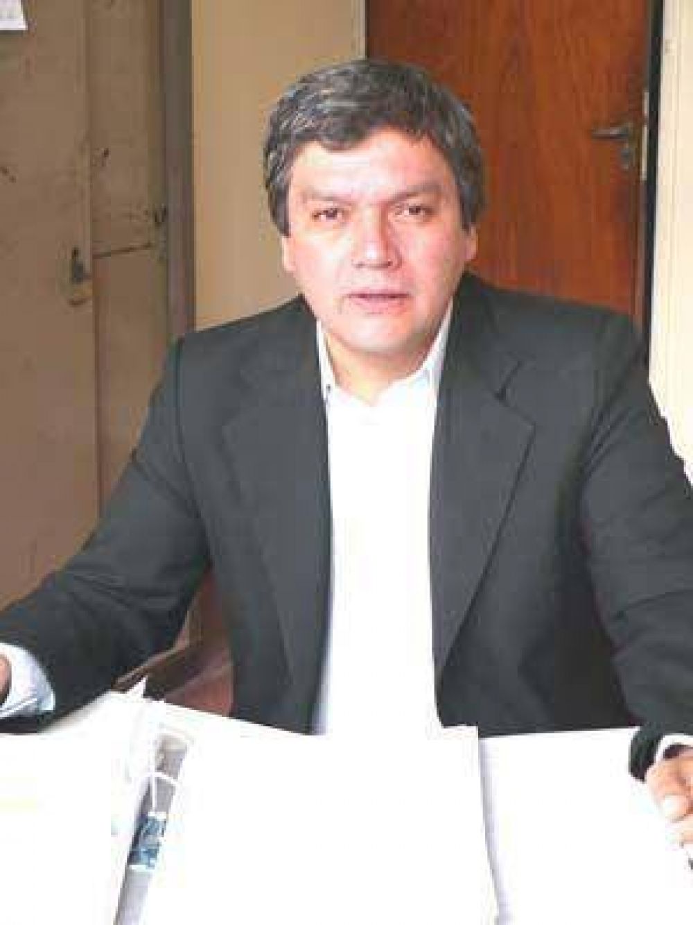 Concejal Estupi�an: Refut� el discurso del jefe comunal