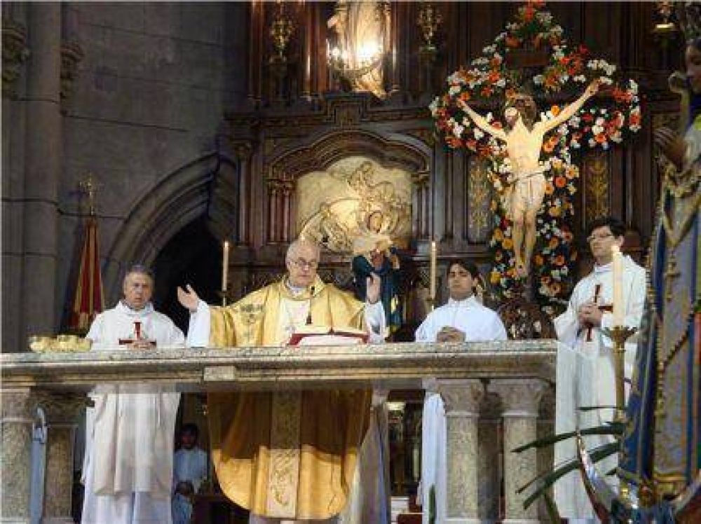 Puiggari: "Para llegar al cielo hay que construir esta tierra como Dios quiere, haciendo que se vislumbre la justicia, la solidaridad, el amor"