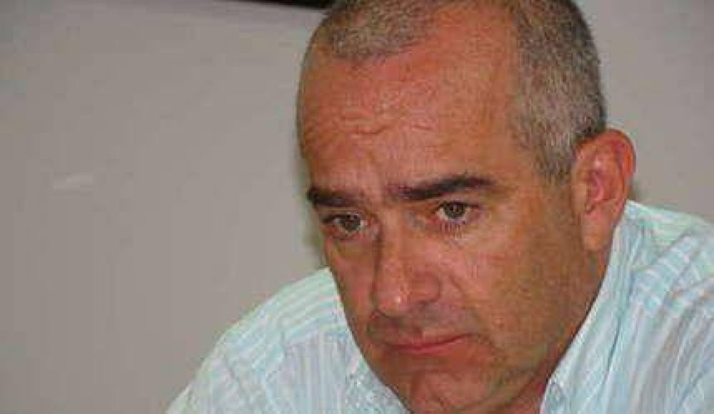 Por falta de fondos, el intendente no pag� los sueldos de funcionarios y concejales