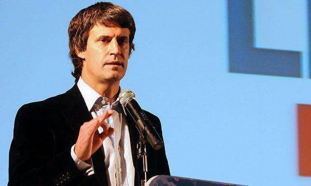 Alfonso Prat Gay admiti� como "un error de la oposici�n" que el Gobierno fije la agenda pol�tica