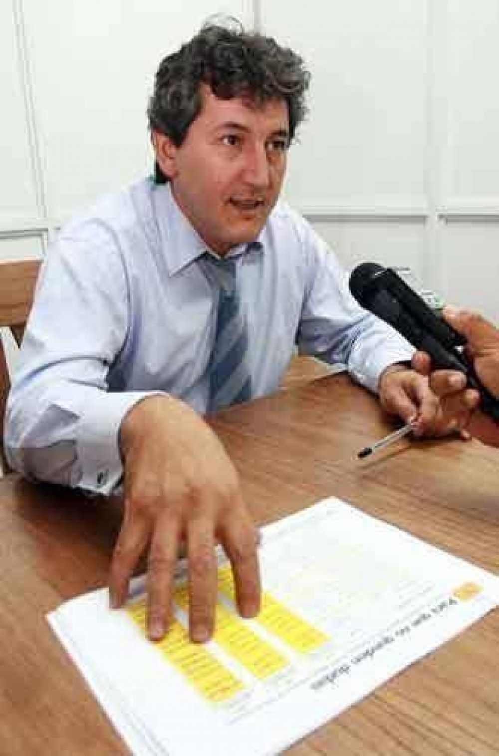 Barbeito no descarta reforma constitucional con re reelecci�n
