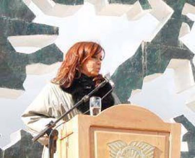 La Presidenta reivindic� la soberan�a sobre las Malvinas
