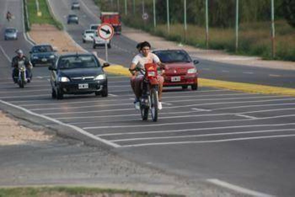 El 60% de las multas son por conducir motos sin casco