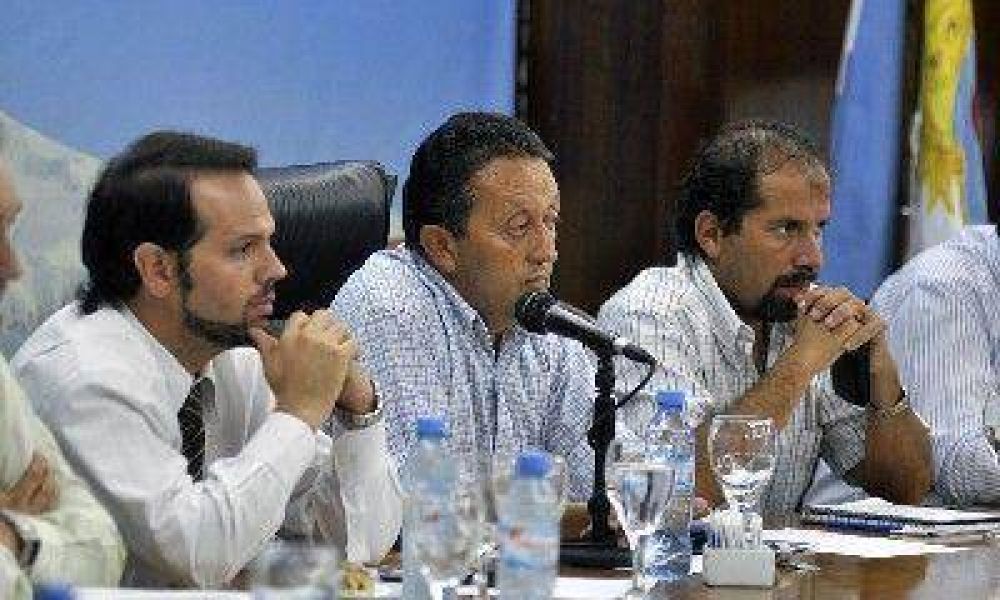 Jaque y toda su tropa miran hacia el 1 de Mayo para delinear el discurso