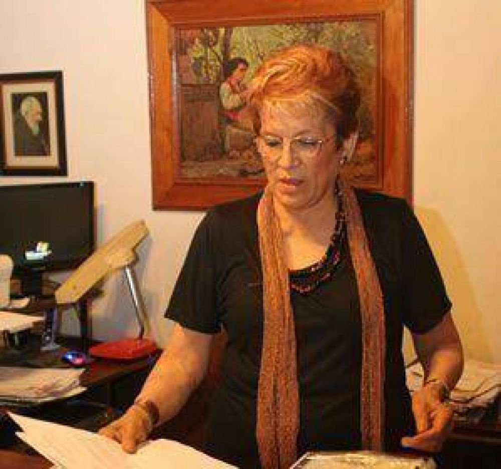 Doctora Yolanda Moreno: "La corrupci�n se ha instalado en la sede del Rectorado" 