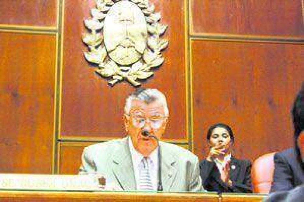 Mensaje de Gioja para desarticular internas