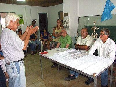 Vecinos denuncian que hay obras h�dricas que est�n "paralizadas"
