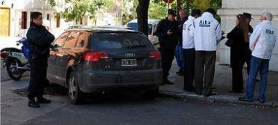 ARBA secuestra un lujoso auto que deb�a "$17.000" de Patente