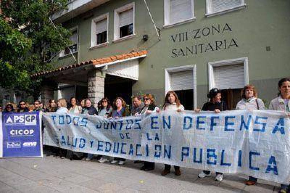 Adhesi�n local al paro nacional de salud