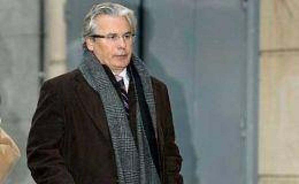 Espa�a: Baltasar Garz�n ser� juzgado por investigar al franquismo