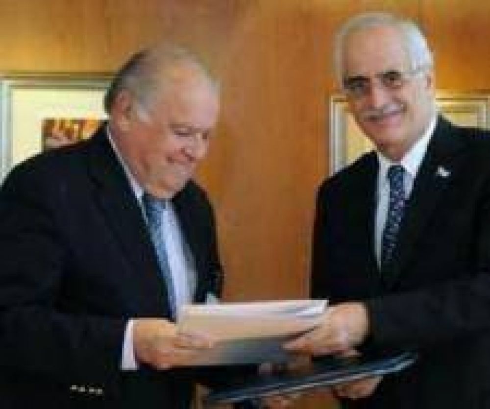  Refrendan aspectos organizativos de Cumbre Iberoamericana
