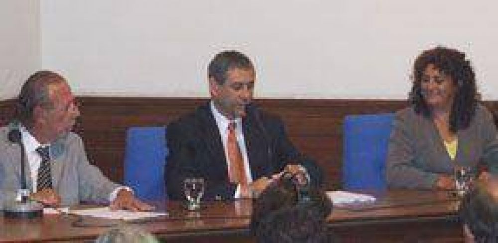 Ferraresi destac� que "hay un Estado presente"