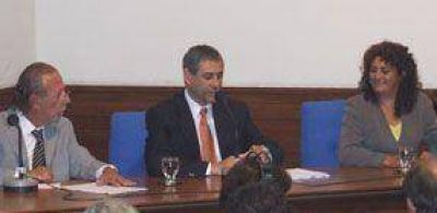 Ferraresi destac� que "hay un Estado presente"
