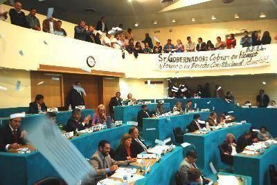 R�o Negro toma cr�ditos para desarrollo comunal 