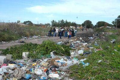 Denuncian usurpaci�n de terrenos en Santa Rita