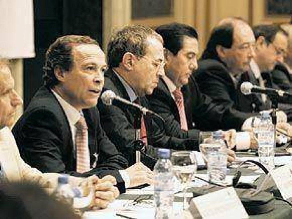 En la Internacional Socialista, el PS y la UCR avanzaron con su alianza