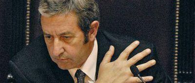 Cobos, eje del cruce entre radicales y peronistas