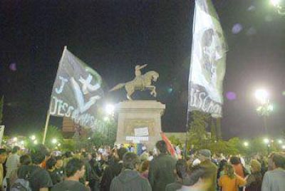 Una Plaza heterog�nea pidi� por la Ley de Medios