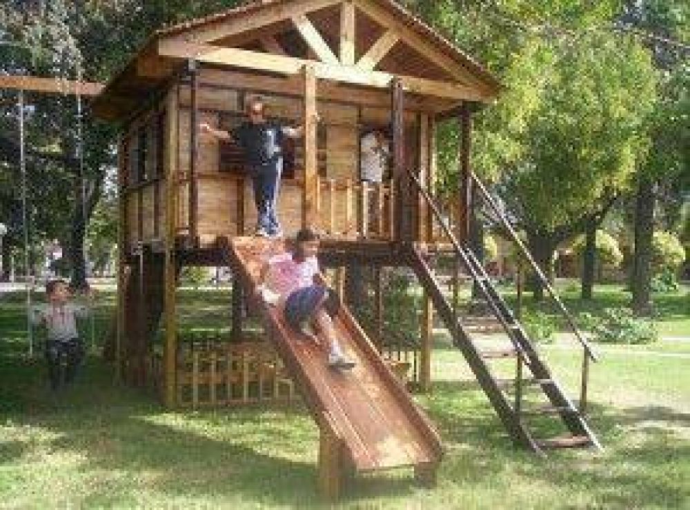 El municipio habilit� otra casita en la Plaza Col�n