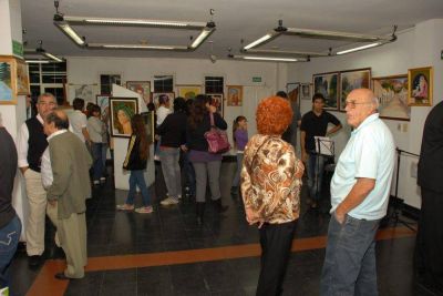 Presidente Per�n - NUEVA EXPOSICI�N EN LA GALER�A DE ARTE MUNICIPAL