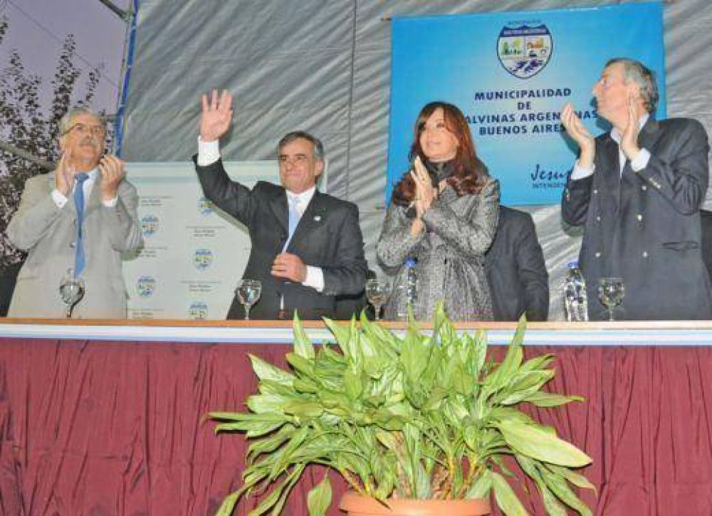 Visita presidencial Cristina destac� la Salud P�blica en Malvinas Argentinas