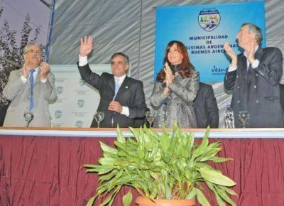 Visita presidencial Cristina destac� la Salud P�blica en Malvinas Argentinas